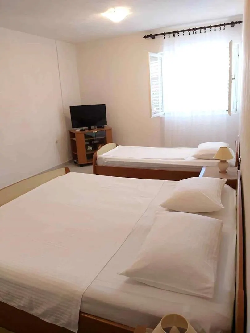 Hotel Island Retreat Tkon Penzion